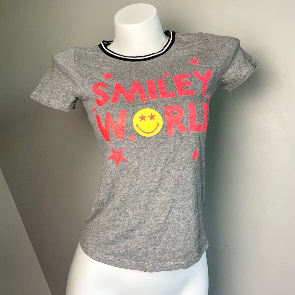 Y2k Grey Smiley Graphic T-Shirt